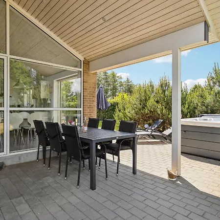 Gorgeous In With Wifi Holiday home *