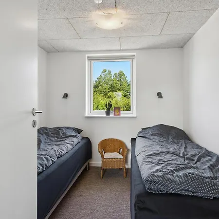 Gorgeous In With Wifi Holiday home